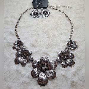3\$10 Paparazzi Necklace